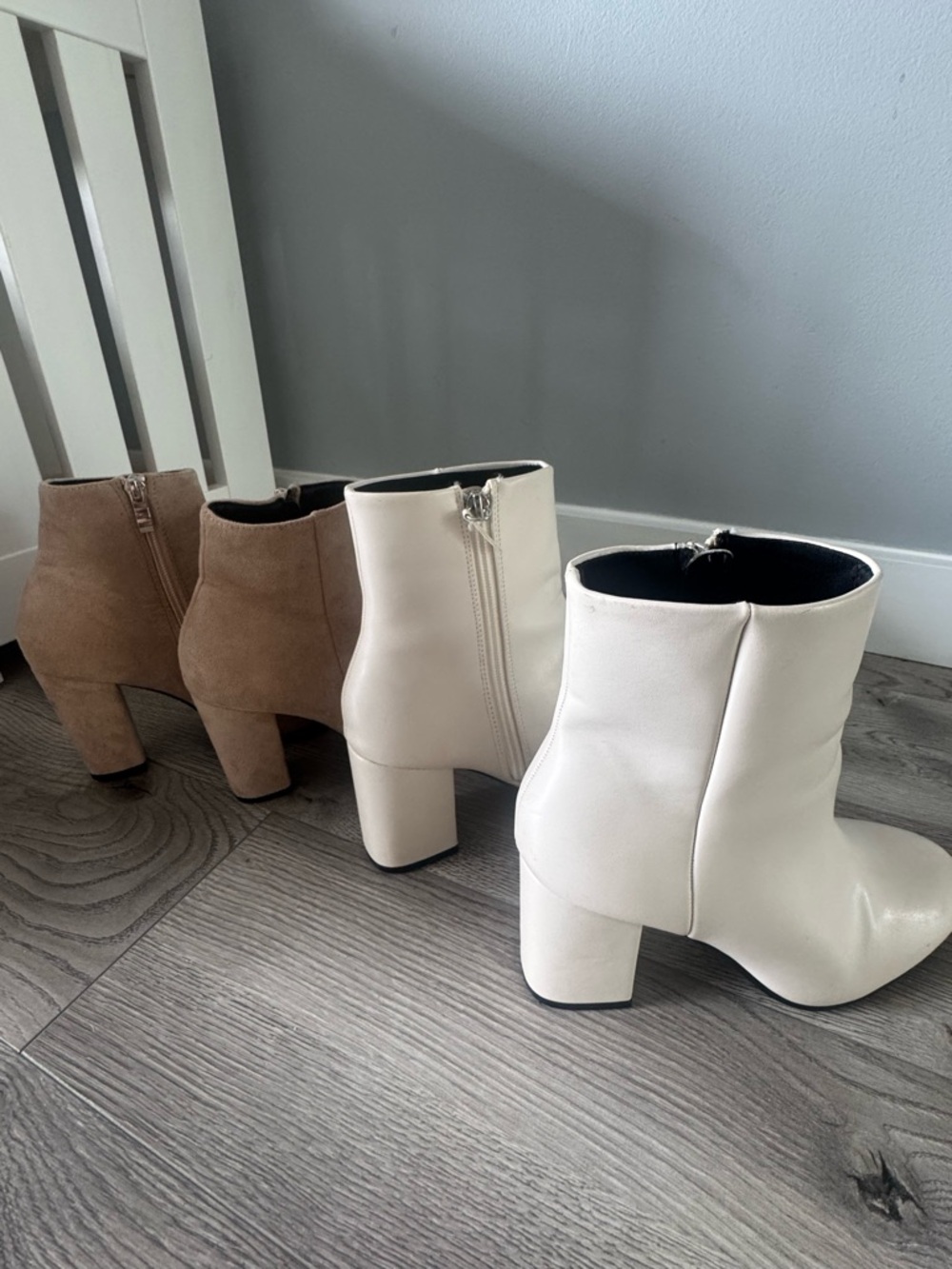Set of 2 heels - Picture 3 of 8